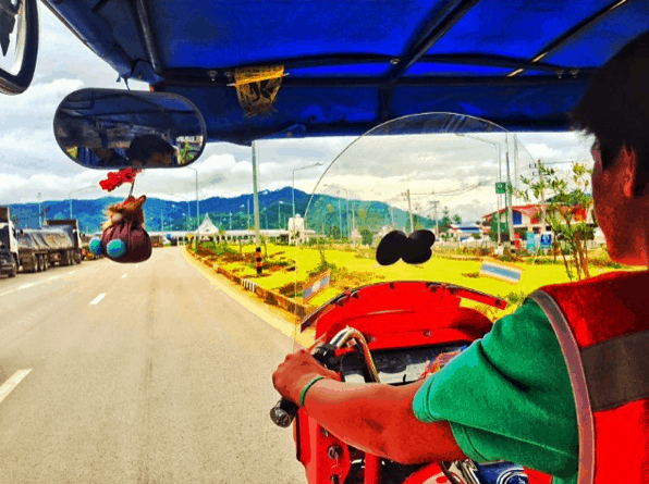 Chiang Khong to Huay Xai Border Crossing (Thailand to Laos)